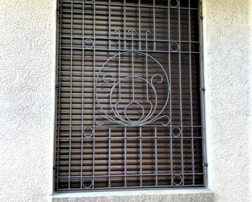 Inferriate grate di sicurezza per finestre in acciaio inox milano como monza brianza varese bergamo lombardia antieffrazione anti intrusione